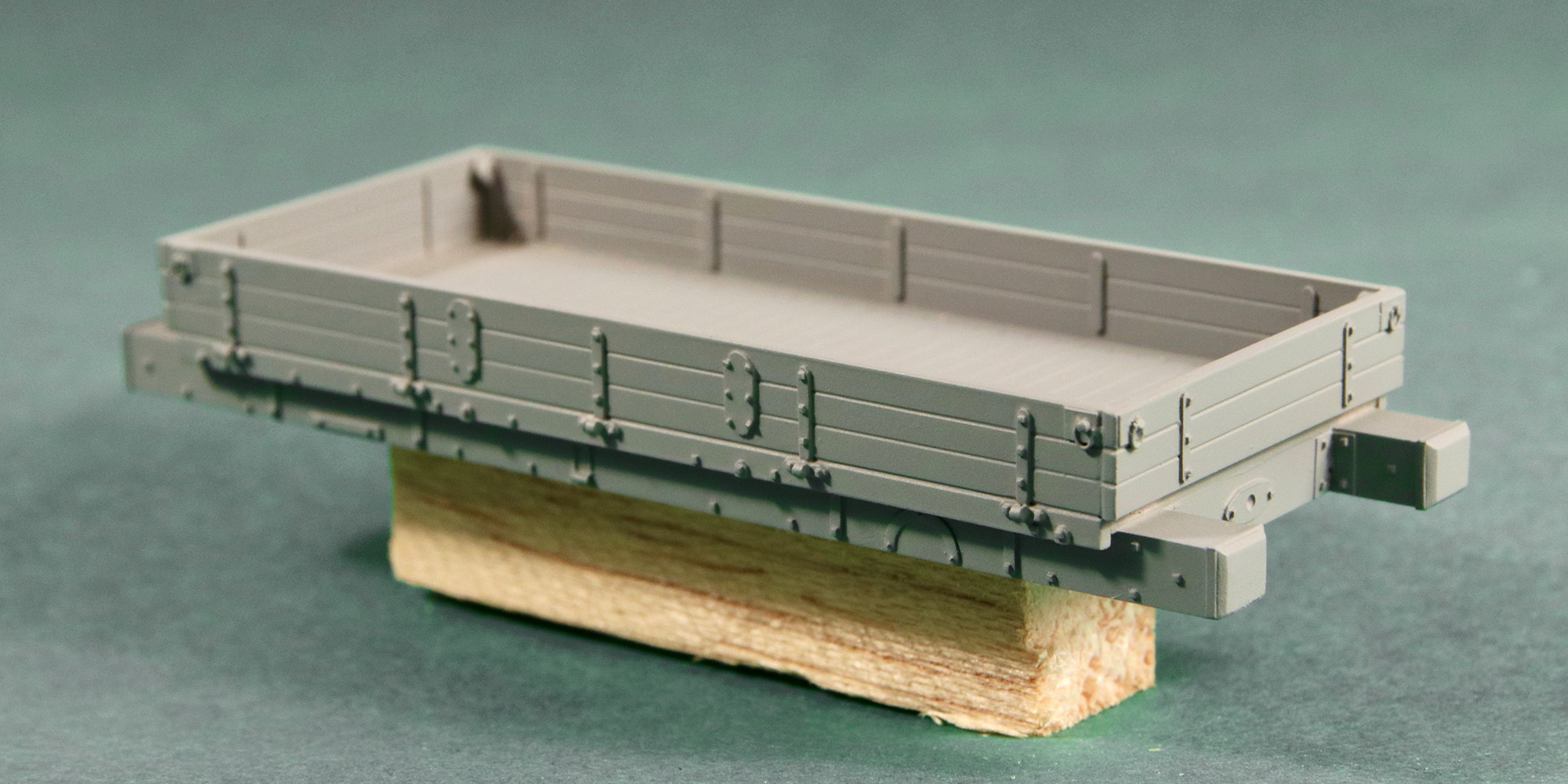 A view of the resin casting – 1, unpainted