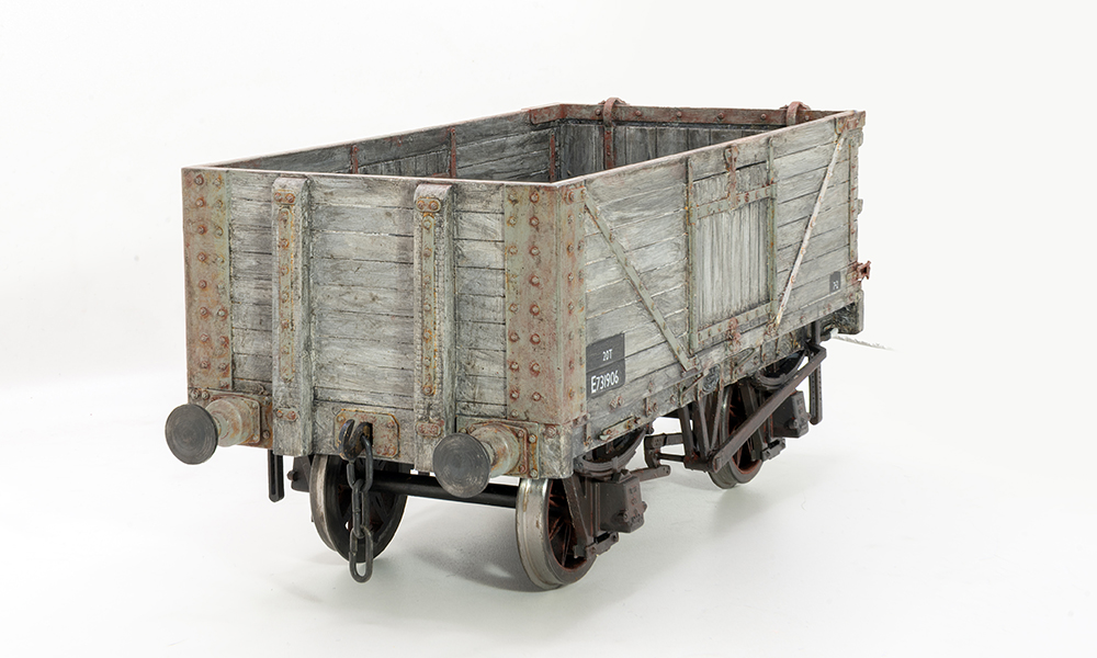 Wagons assembled by Ian Terrell. Buffers and couplings upgraded with additional parts sourced from Scottish Wagon Works. Photographs by J. Gourlay